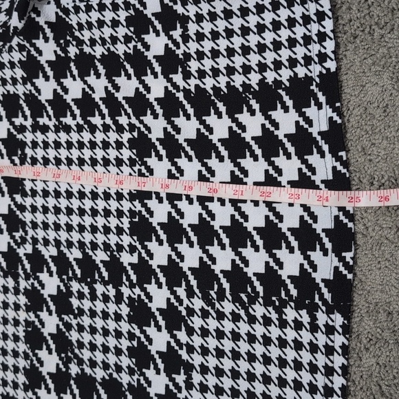 Shein Curve Houndstooth Semi Cropped Short Sleeve Top Plus Size 4XL - Picture 8 of 10